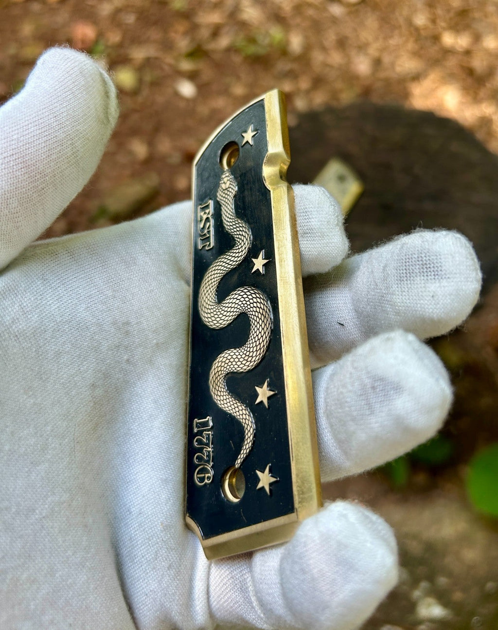 Brass 1911 Full Size Grips – Don’t Tread on Me | Deep Engraved Scales | Made in