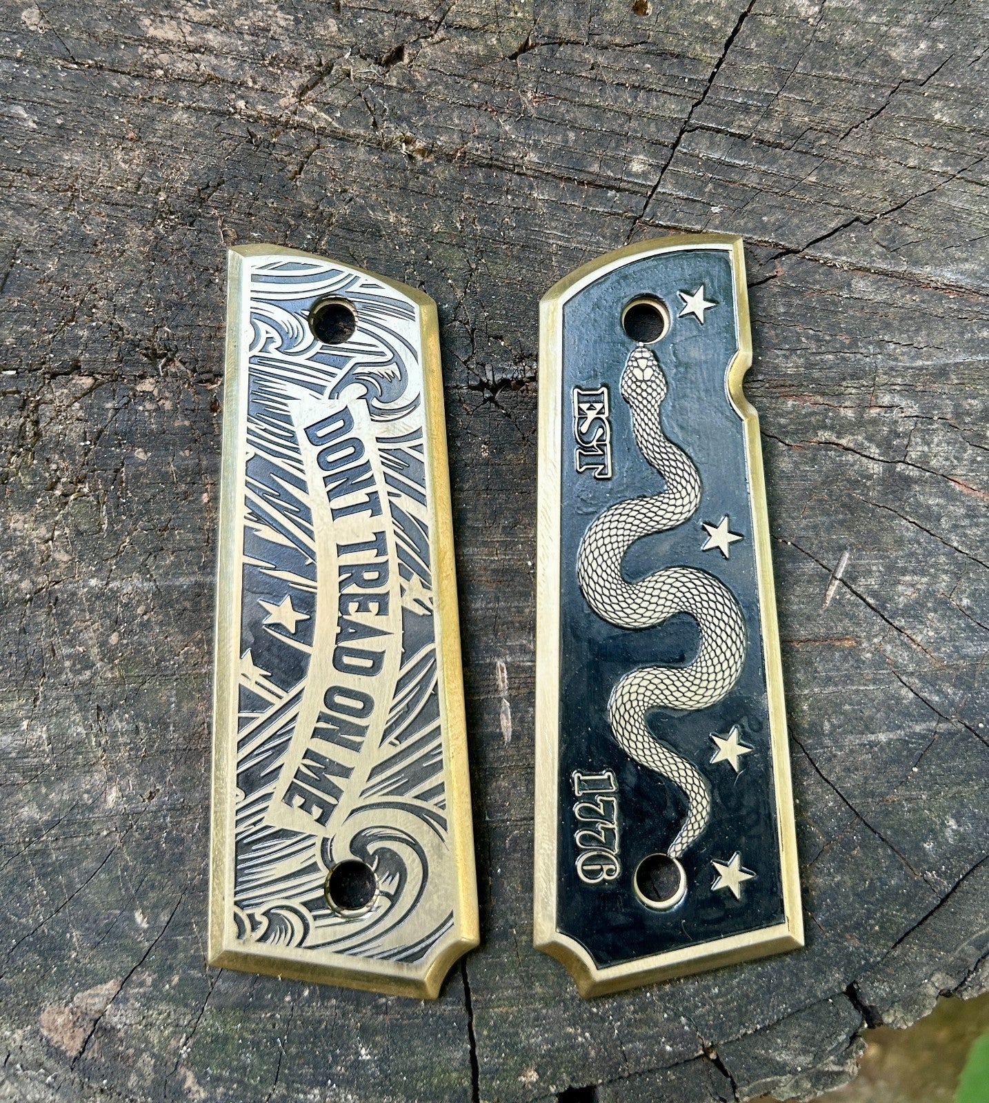 Brass 1911 Full Size Grips – Don’t Tread on Me | Deep Engraved Scales | Made in